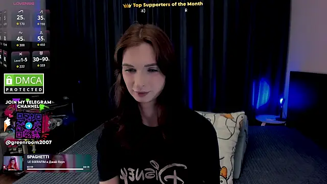 Lee_Loo Pertunjukan Webcam