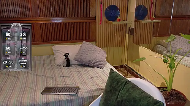 Chat +18 de Eli666uwu ao vivo