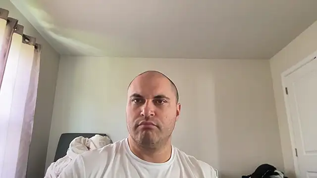 SluggishChase99: διαδικτυακό σόου στην κάμερα