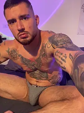 DimitriSullivan_ Webcam-Show