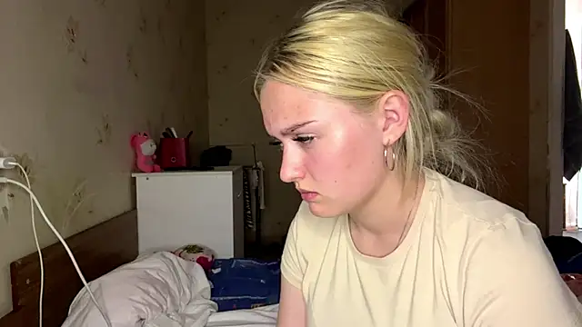 Sophia_Blonde's Webcam Show