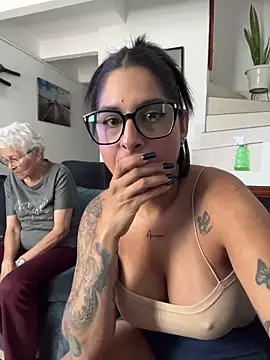 charlotte_stevenss_'s Webcam Show