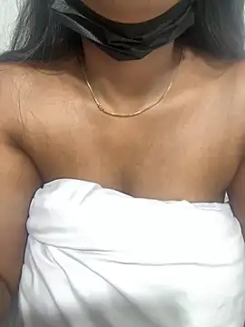 Živý XXX chat SluttyCouple69
