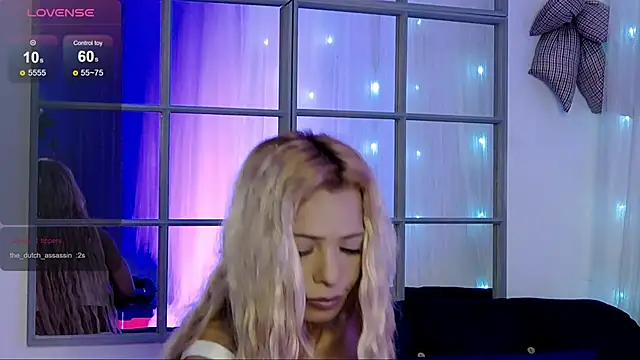 SarahRaynex 现场XXX聊天