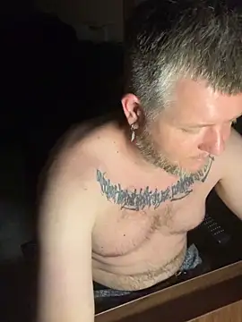 BABA_YAGAGAn Webbikameraesitys