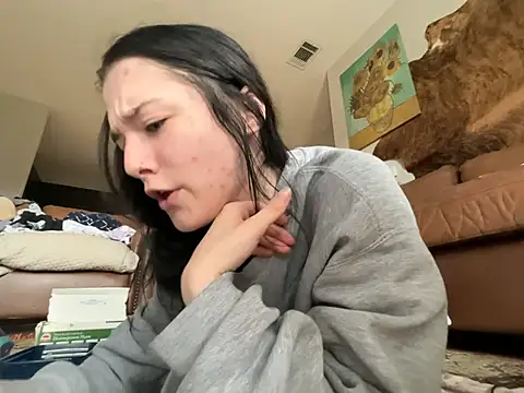ash10alex Show in webcam