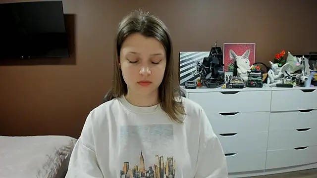SoniNesti's Live XXX Chat