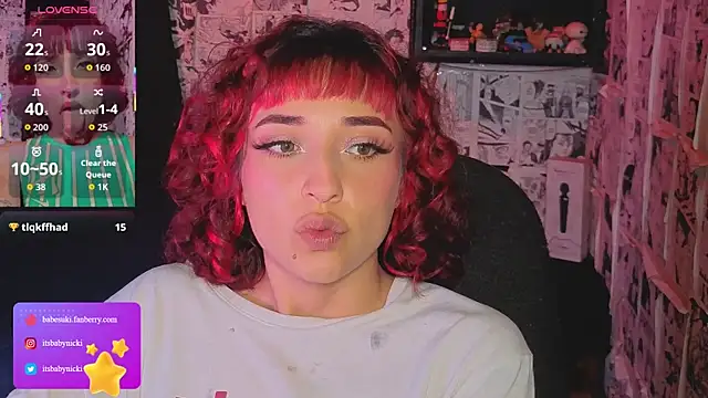 Sala de chat en directo de NickiYoung