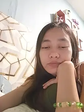 urnaughty_creamypie 现场XXX聊天
