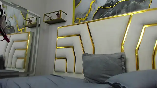 XXX chat uživo modela Jazara_Koral