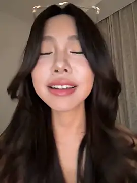 jolie_33 在線直播表演