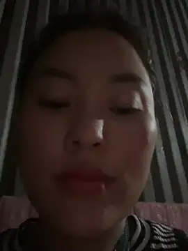 Lina-Naughty 在線直播表演