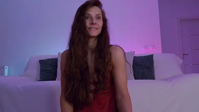 LilyRoselyn Adlı Modelin Canlı XXX Sohbeti