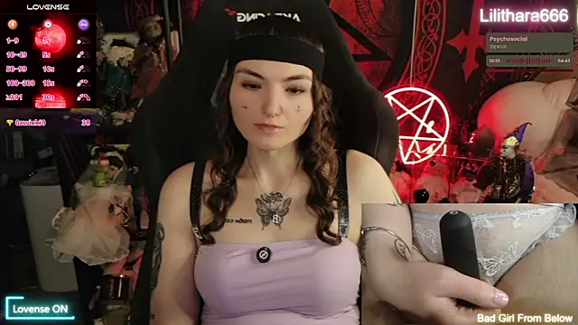 Lilithara666's Webcam Show