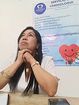 Catalina--14 – Live XXX-chat