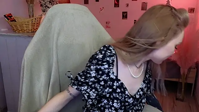 MilaDuales' Live XXX Chat