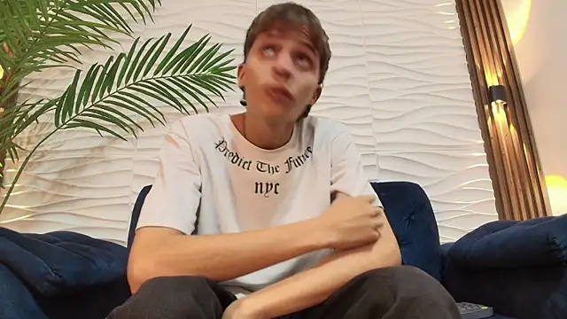 Вебкам-шоу Pavo_tv