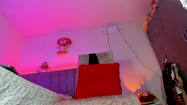 hot_Dariana_pantyhose élő XXX-chatje