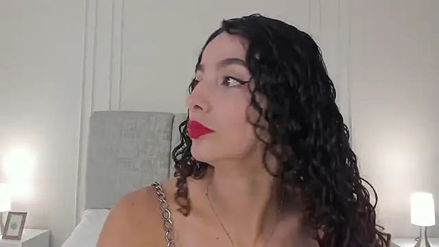 Angel-bells live XXX chat