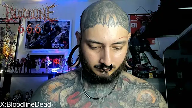 XXX chat uživo modela DEATHINK666XX
