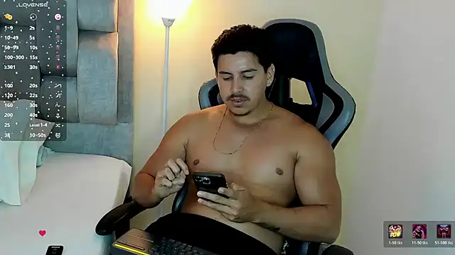 victor_vixenn Webbikameraesitys