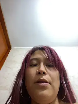 Chat +18 de Mely_ec ao vivo