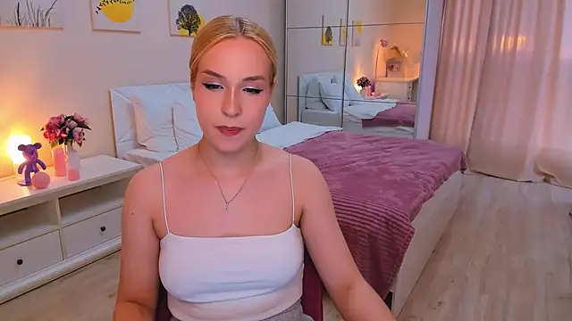 serene_land's Webcam Show
