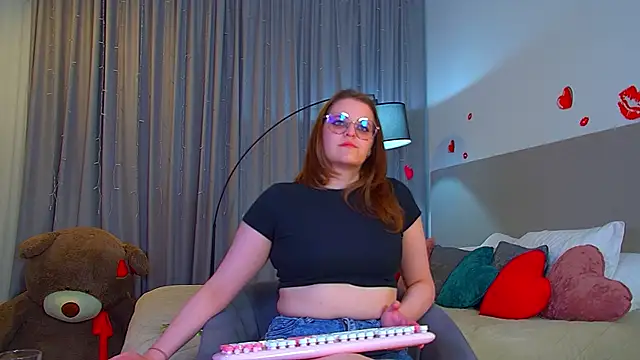 AlexaAvery's Webcam Show
