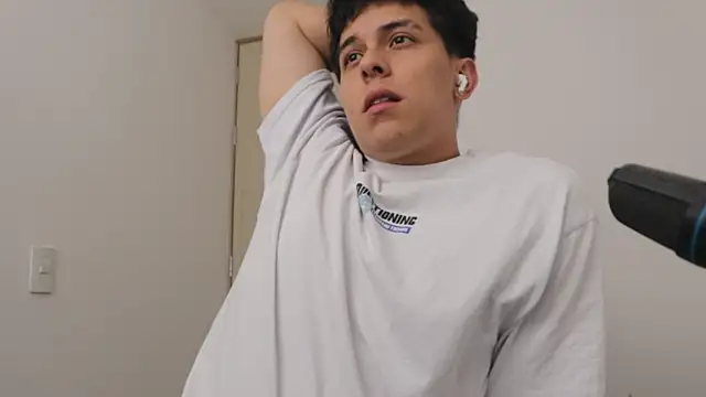 Chat XXX ao vivo de Tony_Hoffa