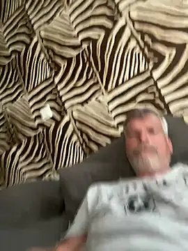 Thor-82 Live XXX-chat