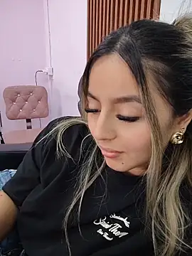 Chat +18 de CelesteBlaze_ ao vivo