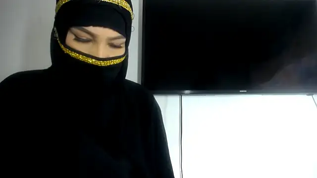 Fox_Loves Chat XXX in diretta