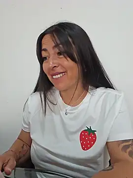 XXX chat uživo modela JustSamantha_