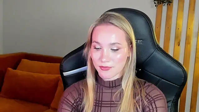 Živý XXX chat ElaraVoltage