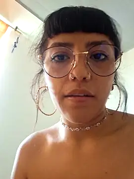 Chatroom XXX en direct de cute_hollywood