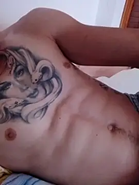Peligrottero93 Webcamshow