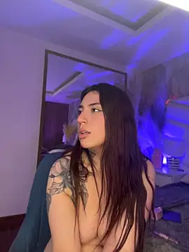 Nina_Ford_ Live XXX-chat