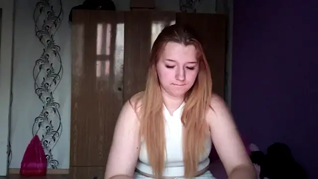 RaeannRoewe Webcam-Show