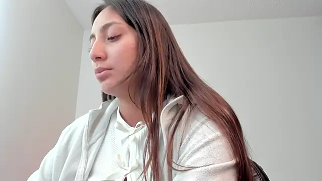 دردشة LilyGarcia الجنسية المباشرة
