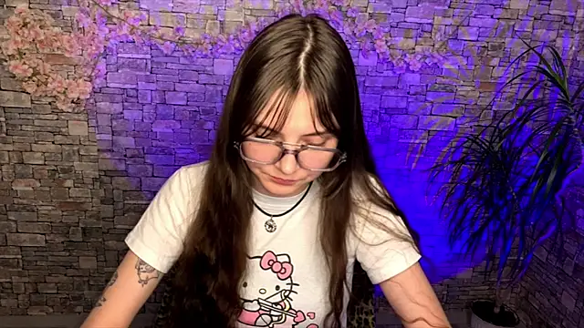 may_rollins' Live XXX Chat