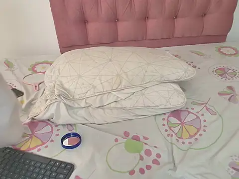 غرفة دردشة Sweet_Scarlett_ المباشرة