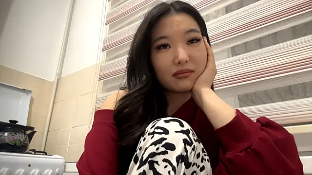 Chat +18 de EvilEmma ao vivo