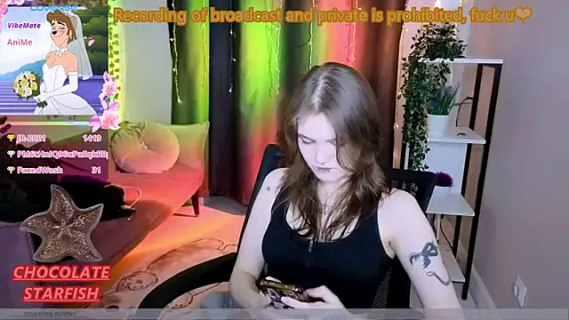 Dilara_xBaby Chat XXX in diretta