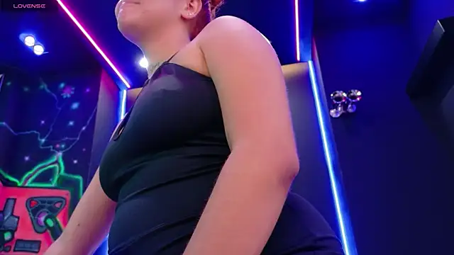 Chat XXX ao vivo de AliceHillss