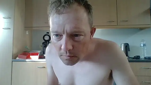 XXX chat uživo modela bertolini
