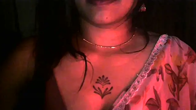 Pokazy przed kamerką – ramya9-telugu