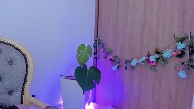 Chat +18 de Amatiista ao vivo