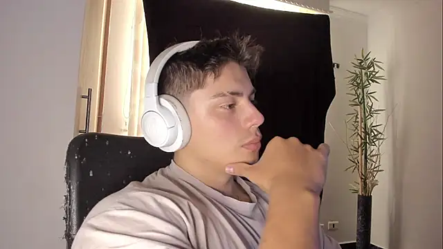 Giordano_Russo Show Webcam