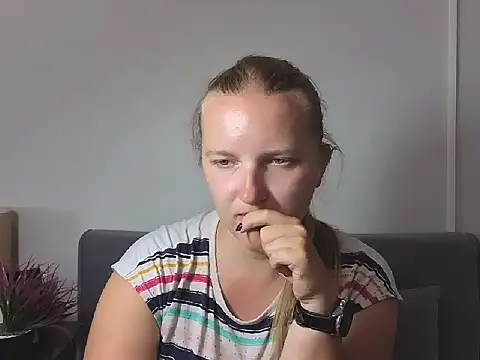 RoseTeacherX Chat XXX in diretta