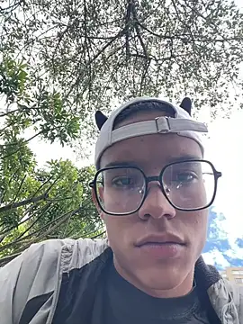 Andres_boy252 Live XXX-chat
